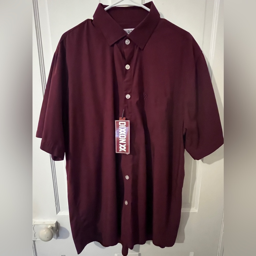 Dixxon Performance Bamboo Series men’s size XL short sleeve shirt.